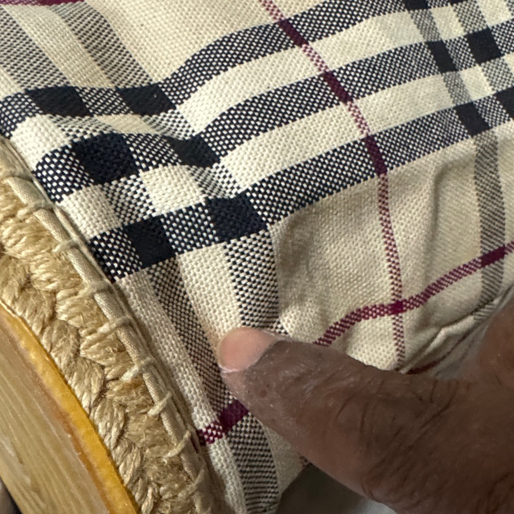 Burberry Beige Plaid Tote with Front Tie - Picture 5 of 9